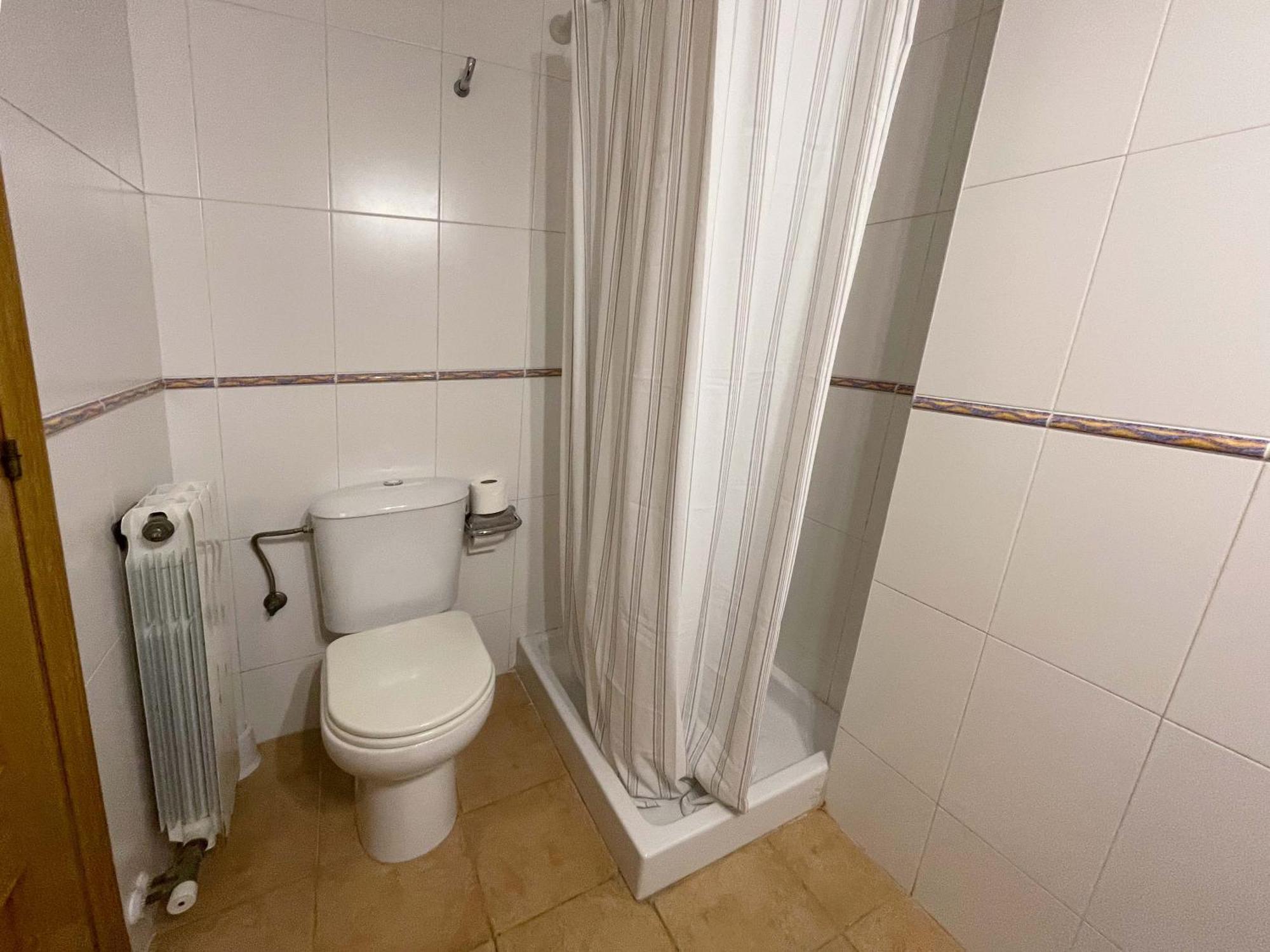 Apartamentos El Pilar Suites 3000 Zaragoza Luaran gambar
