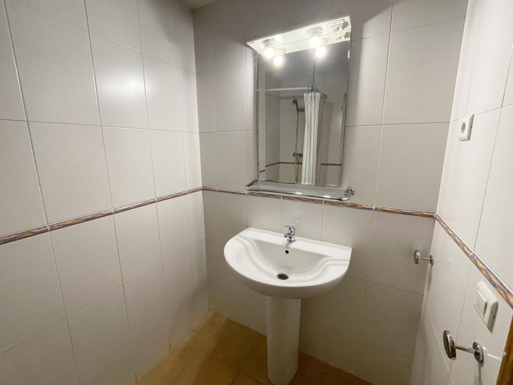 Apartamentos El Pilar Suites 3000 Zaragoza Luaran gambar