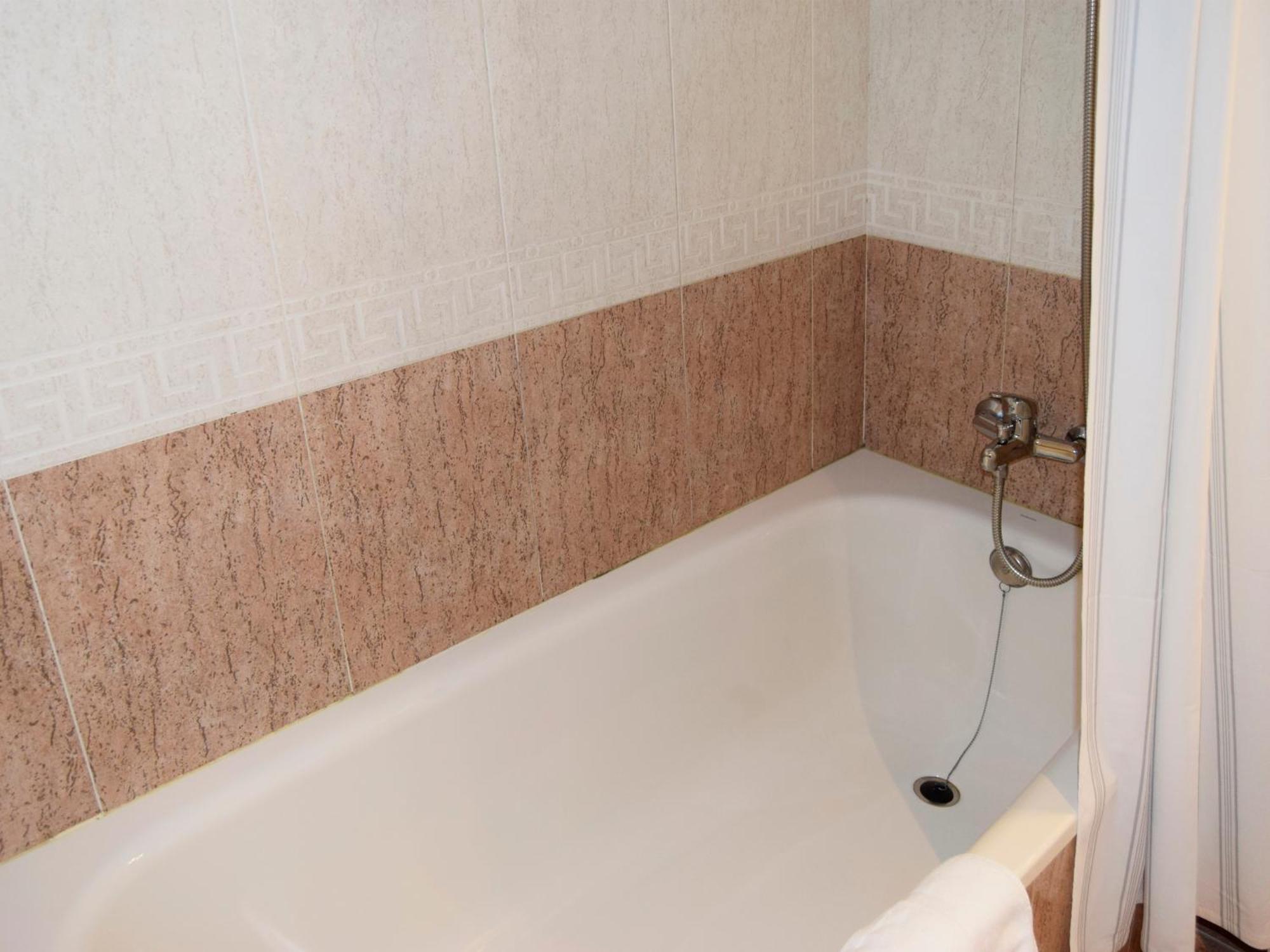 Apartamentos El Pilar Suites 3000 Zaragoza Luaran gambar